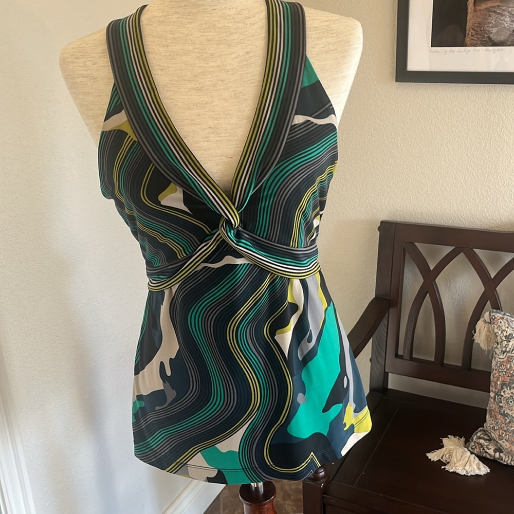 Dazzling BCMGMaxAria top